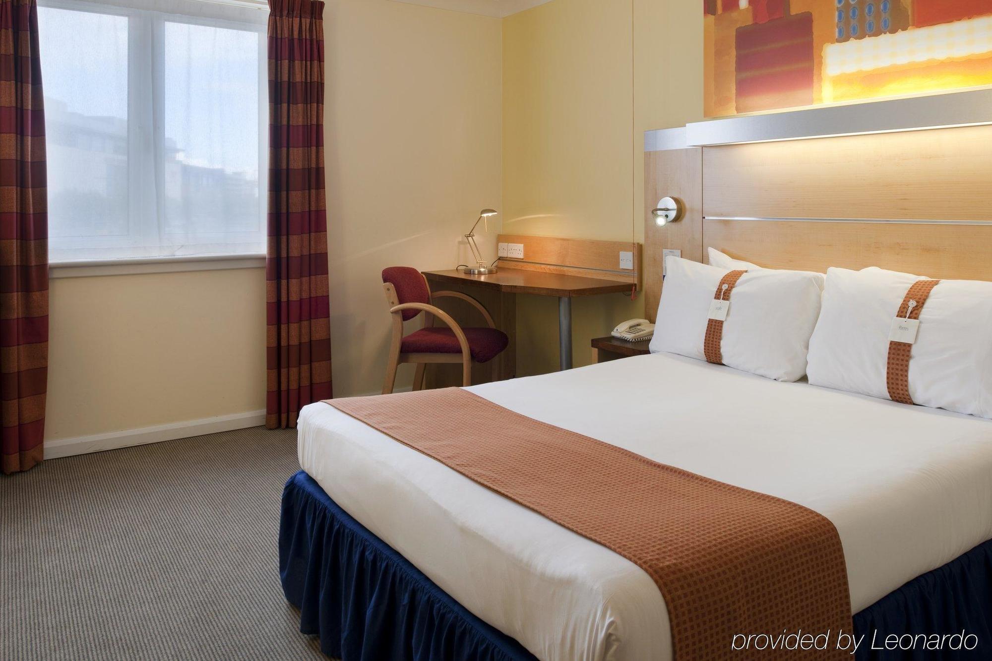 Holiday Inn Express Edinburgh - Leith Waterfront, An Ihg Hotel Room photo